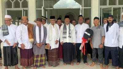 Wali Kota Saparudin Tunaikan Nazar, Serahkan Ambulans Pribadi untuk Masjid Ar Rahman