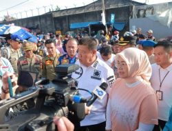 Berbagi Berkah HUT Ke-25 Babel, Pemerintah Bagikan Kebutuhan Pangan ke Masyarakat